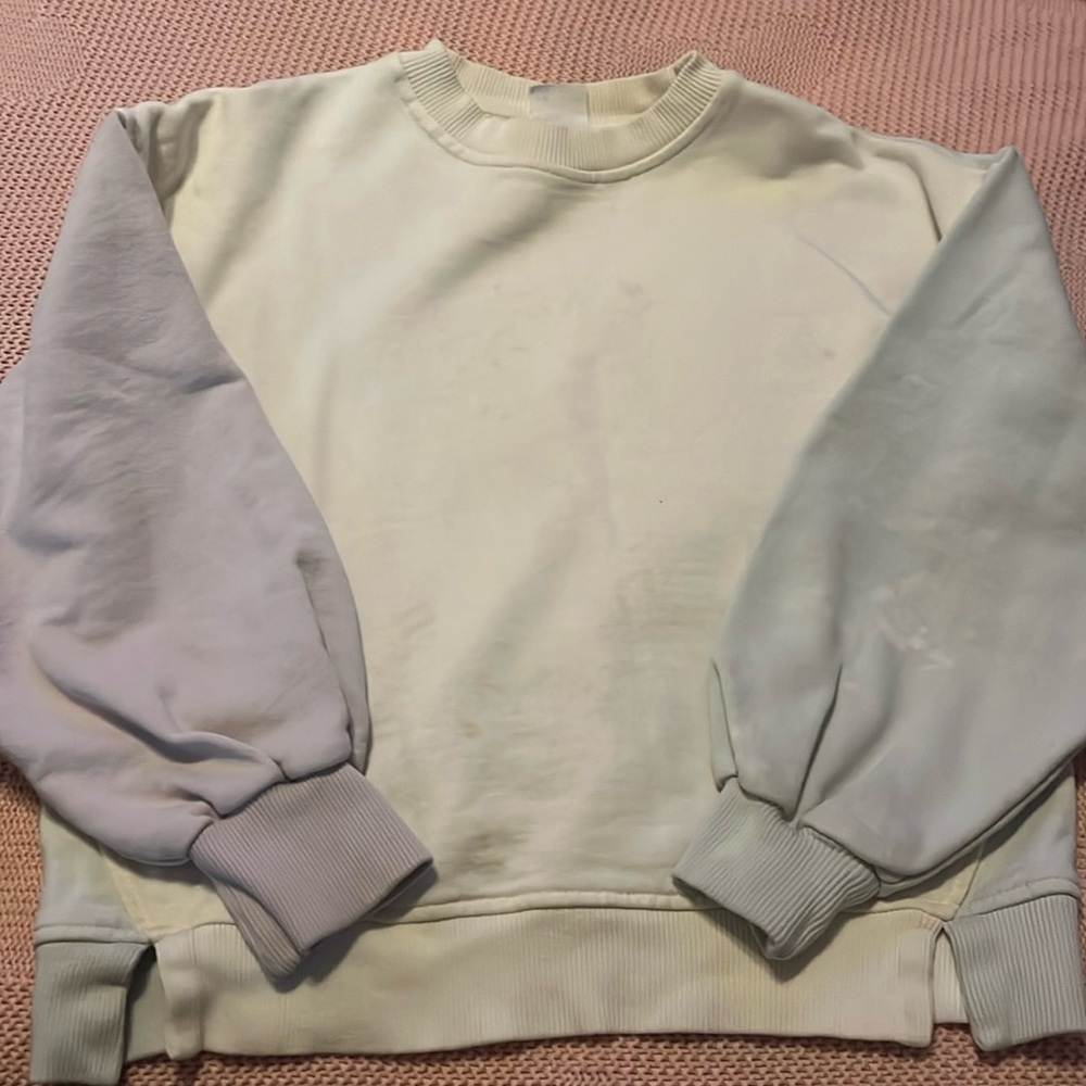 Zara girl or unisex comfy sweater for playtime
